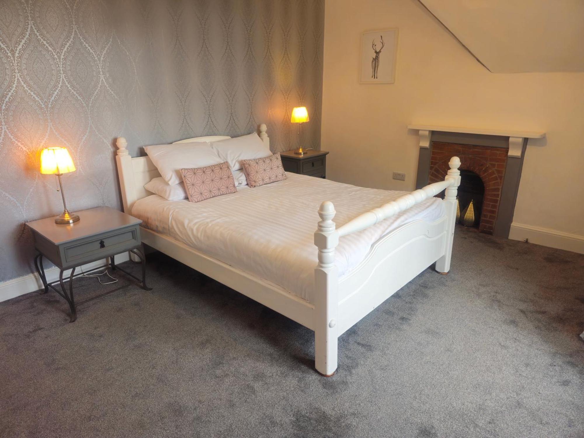 ברנסטייפל Exquisite 10 Bed Villa Hot Tub And Games Room מראה חיצוני תמונה