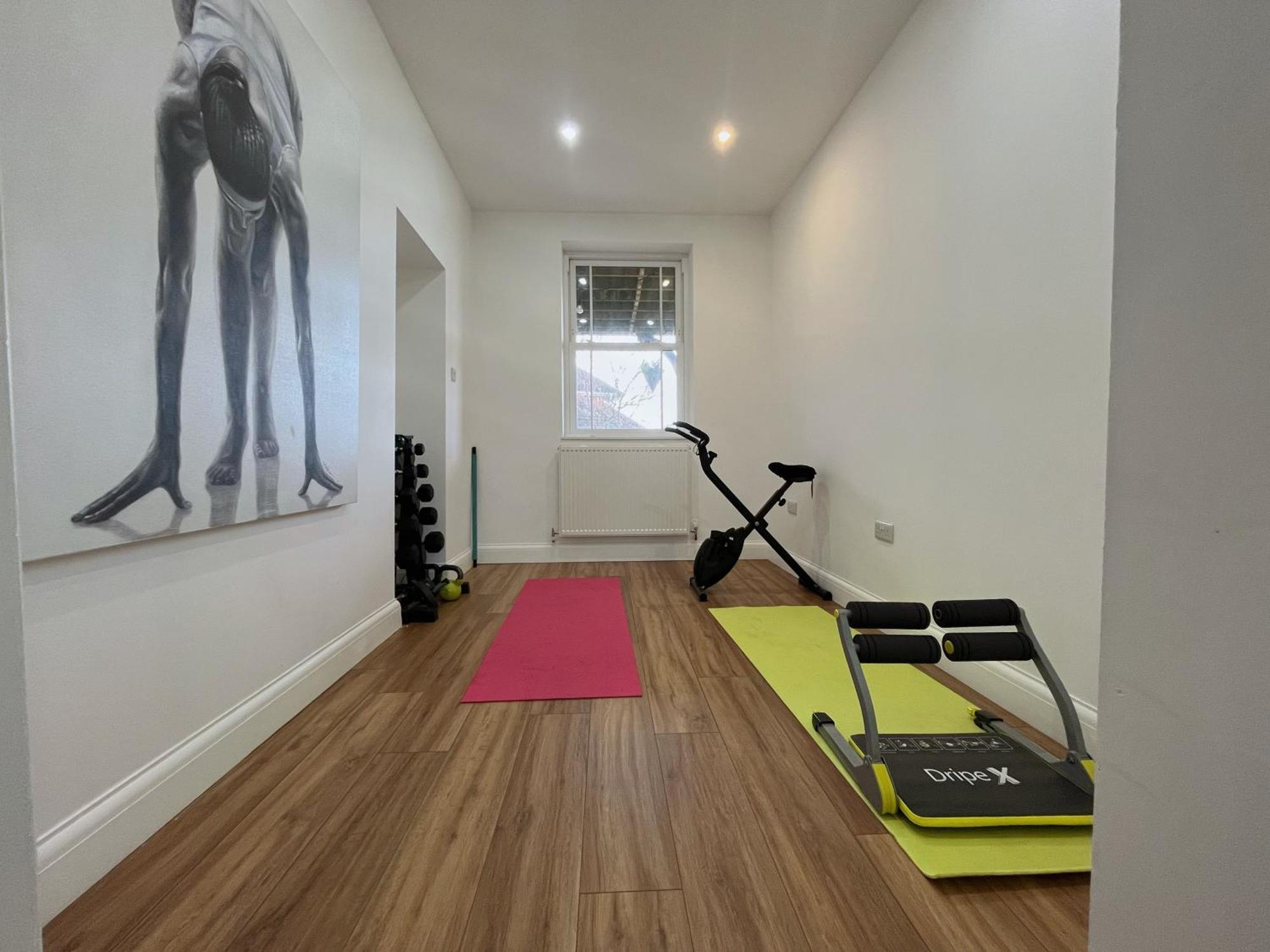 ברנסטייפל Exquisite 10 Bed Villa Hot Tub And Games Room מראה חיצוני תמונה